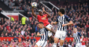 Tái hiện 'bàn tay của Chúa' bất thành, Pogba thành trò hề trên mạng xã hội