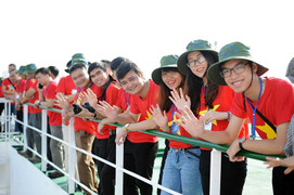 200 thanh niên tham gia ‘Hành trình Tuổi trẻ vì biển đảo quê hương’ 2018