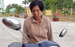 Mạo danh cán bộ phụ nữ xã lừa tiền vàng của cụ bà