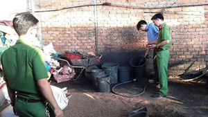 Hơn 3 tấn cà phê nhuộm bằng pin được bán ra thị trường: Chủ xưởng sản xuất khai gì?