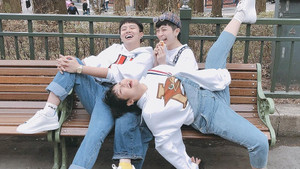 Gil Lê gia nhập hội mặc đồ đôi cực chất của Duy Khánh và Miu Lê