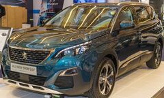 Peugeot 5008 thế hệ mới ra mắt giá 1,03 tỷ đồng
