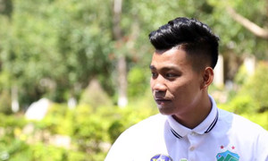 Văn Thanh 'nghiện' trứng chiên, mê MU