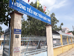 Cô giáo mắng học sinh là 'quỷ quái, đồ quỷ', không cho ra ngoài đi vệ sinh