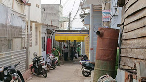 Nghi vấn thầy giáo thắt cổ tự tử ở nhà riêng