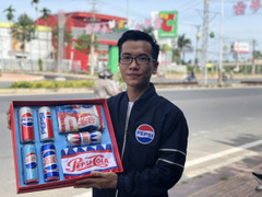 Giới trẻ Cần Thơ sôi sục vì quà chất Pepsi