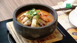 Cách làm mỳ xanh nấu với tom yum chua cay tuyệt ngon