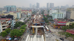 Video: Dự án metro hàng chục nghìn tỷ đồng 'siêu chậm' tại Hà Nội nhìn từ flycam