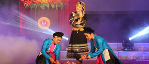 Sinh viên cảnh sát điều tra trình diễn nghệ thuật đặc sắc không ngờ