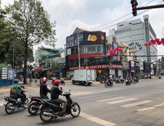 Dàn cảnh va chạm để cướp gần 100 triệu đồng của khách rút tiền từ ngân hàng