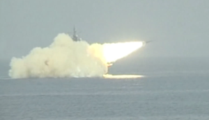 Video: Xem chiến hạm Nga ồ ạt phóng tên lửa tại vùng biển Nhật Bản