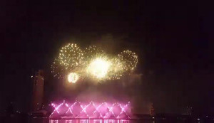 Video: Mãn nhãn đại tiệc pháo hoa lung linh trên bầu trời Đà Nẵng