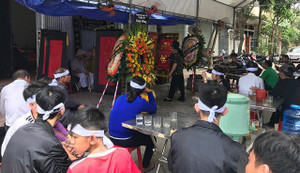 Gia cảnh éo le của nạn nhân bị xe 'điên' lùi chết ở Nghệ An