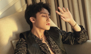 Để fan chờ mòn mỏi, Sơn Tùng M-TP chỉ tung teaser vài giây đầy ma mị