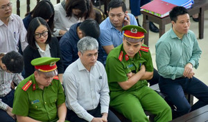 Y án tử hình Nguyễn Xuân Sơn, Hà Văn Thắm chung thân