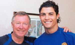 Sir Alex Ferguson xuất huyết não, thế giới bóng đá nguyện cầu điều kỳ diệu