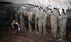 Cảnh đẹp mê hồn trong động rắn khổng lồ, dài 50km xuyên từ Sơn La sang Thanh Hóa
