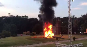 Video: Trực thăng chở cô dâu rơi rồi bốc cháy ngay trước mắt quan khách