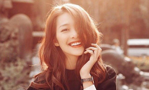 Khả Ngân: Từ 'bình hoa di động' đến diễn xuất lấy nước mắt khán giả