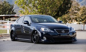 Lexus lỗ lớn tại Việt Nam, 3 tháng liên tiếp kinh doanh chật vật
