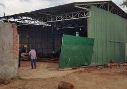 Trùm buôn lậu gỗ Phượng 'râu' và đàn em bị bắt: Kỷ luật 9 cán bộ kiểm lâm