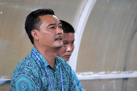 Chủ tịch CLB Hà Nội trách trọng tài phá hỏng trận đấu