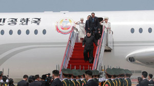 Tổng thống Trump gặp ông Kim Jong-un ở Singapore: Tới thế nào và hạ cánh ở đâu?