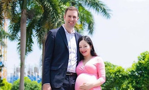 Lan Phương 'Cả một đời ân oán' sinh con gái đầu lòng với chồng Tây