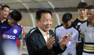 CLB Hà Nội hòa hú vía HAGL, bầu Hiển thưởng ngay nửa tỷ đồng