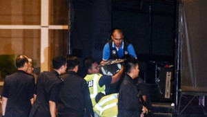 Khám xét nhà cựu Thủ tướng Malaysia phát hiện 72 túi chất đầy tiền mặt và trang sức