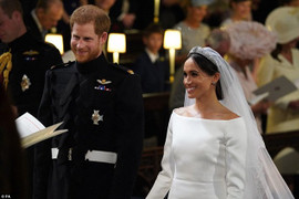Video: Hoàng tử Harry đọc lời thề, chính thức nên duyên vợ chồng với Meghan Markle