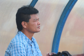 HLV Văn Sỹ: Nam Định bằng mọi giá phải trụ hạng