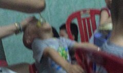Bảo mẫu vừa bóp đầu vừa tát dã man trẻ mầm non: Trẻ đối mặt nguy cơ gì?