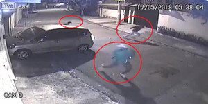 Clip: Cướp nhầm xe cảnh sát, băng cướp hứng mưa đạn, chạy trối chết