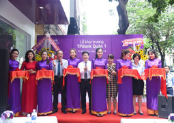 TPBank tiếp tục đẩy mạnh mảng ngân hàng bán lẻ
