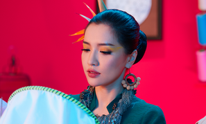 Bị hỏi có phải diễn viên đóng phim người lớn, Bích Phương bức xúc lên tiếng