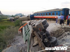Tai nạn đường sắt kinh hoàng ở Thanh Hoá: Bộ trưởng Nguyễn Thị Kim Tiến yêu cầu điều trị miễn phí cho các nạn nhân
