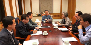 Tổng thống Hàn Quốc 'thẫn thờ' sau khi hay tin Tổng Trump hủy hội nghị thượng đỉnh Mỹ-Triều