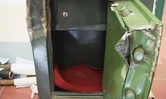 Phá 2 két sắt trong 13 phút, nhóm trộm lấy đi 1,5 tỷ đồng