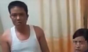 Tạm đình chỉ công tác trưởng công an xã vào nhà nghỉ với vợ bạn