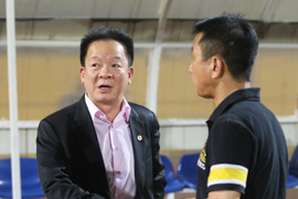 Thắng nghẹt thở FLC Thanh Hoá, bầu Hiển thưởng nóng Hà Nội FC nửa tỷ đồng