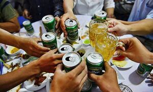 Đề xuất đóng thuế lập quỹ nâng cao sức khỏe, Bộ Y tế vấp phản đối gay gắt