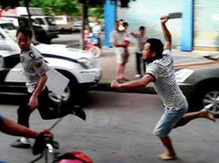 Trêu chọc nhau trong quán nhậu, 5 người bị chém thương vong