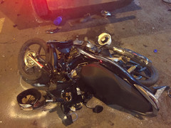 Liên tiếp xảy ra tai nạn giữa xe máy và container, 2 người chết