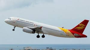 Video: Nứt chằng chịt trên cửa sổ buồng lái, máy bay trên hành trình tới Cam Ranh phải hạ cánh khẩn