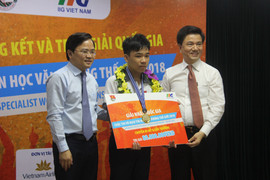 Nam sinh Việt Nam 16 tuổi tham dự cuộc thi Vô địch Tin học Văn phòng Thế giới 2018 tại Mỹ