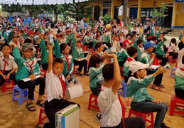 Hơn 16.000 ly sữa cho trẻ em nhân Ngày sữa Thế giới 2018