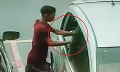Clip: Đạo chích đập vỡ kính ô tô trong 1 giây, trộm đồ gây sốc