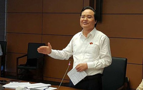 Khoảng 200.000 cử nhân thất nghiệp, Bộ trưởng GD-ĐT nói gì?