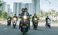 Các chàng ế xôn xao với bùa yêu mang tên Janus Boys
